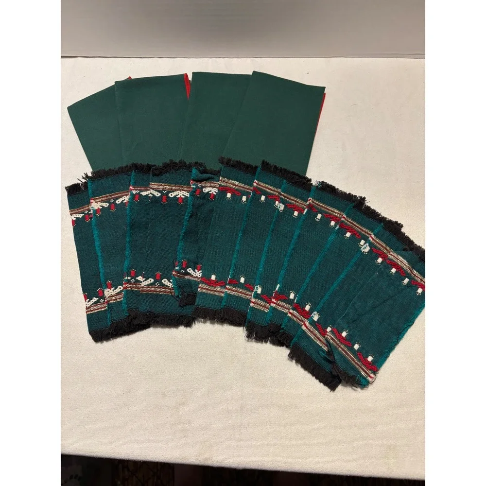 2 Sets of Cloth Napkins